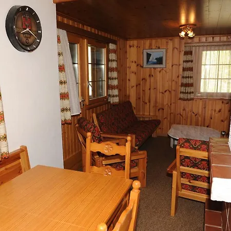 Apartment Hutter