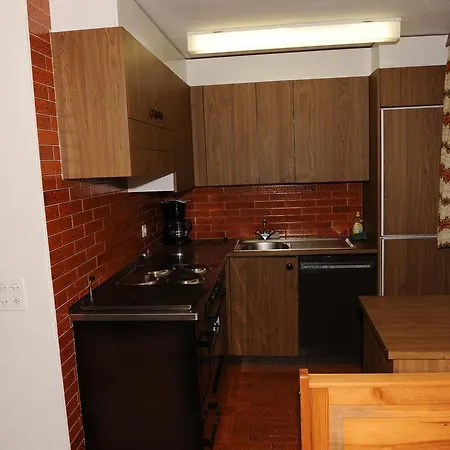 Apartment Hutter *